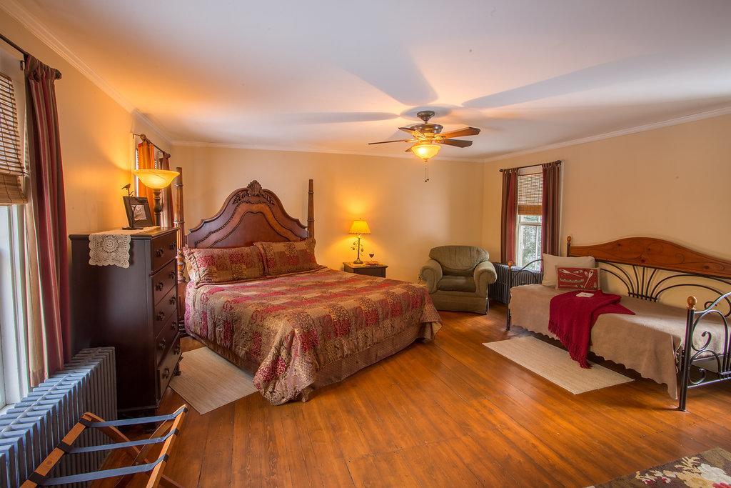 Snow Goose Bed And Breakfast Keene Valley Exterior photo