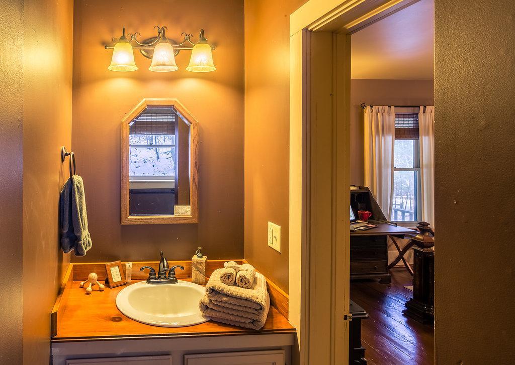 Snow Goose Bed And Breakfast Keene Valley Exterior photo